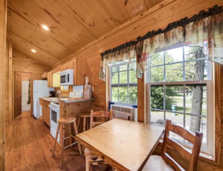 Yogi Bear™ Cabin-9